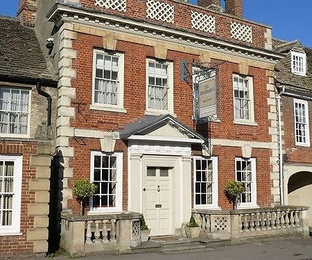 The Highworth Hotel Swindon Bagian luar foto