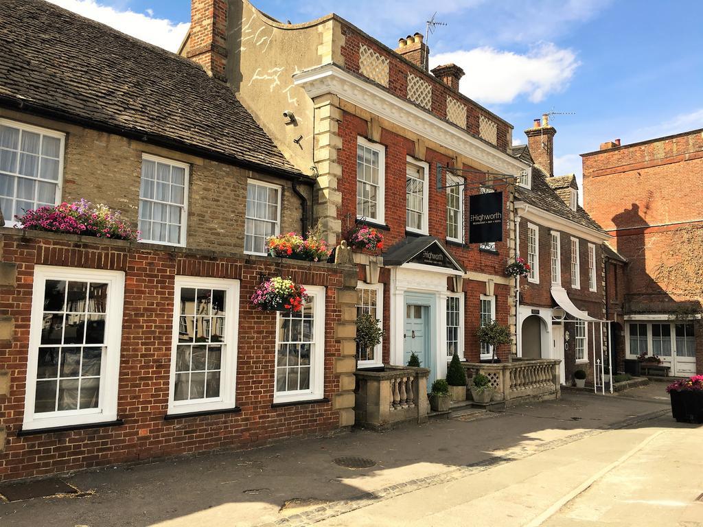 The Highworth Hotel Swindon Bagian luar foto