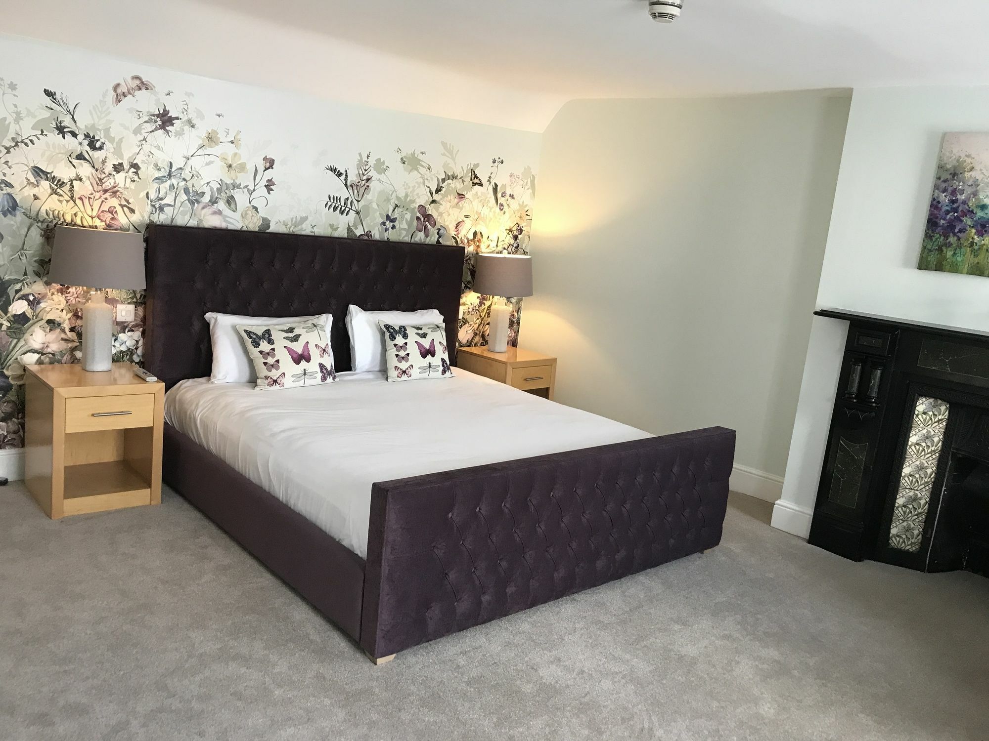 The Highworth Hotel Swindon Bagian luar foto